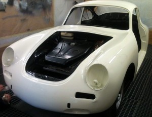 Toulouse restauration véhicule ancien Porsche 356C